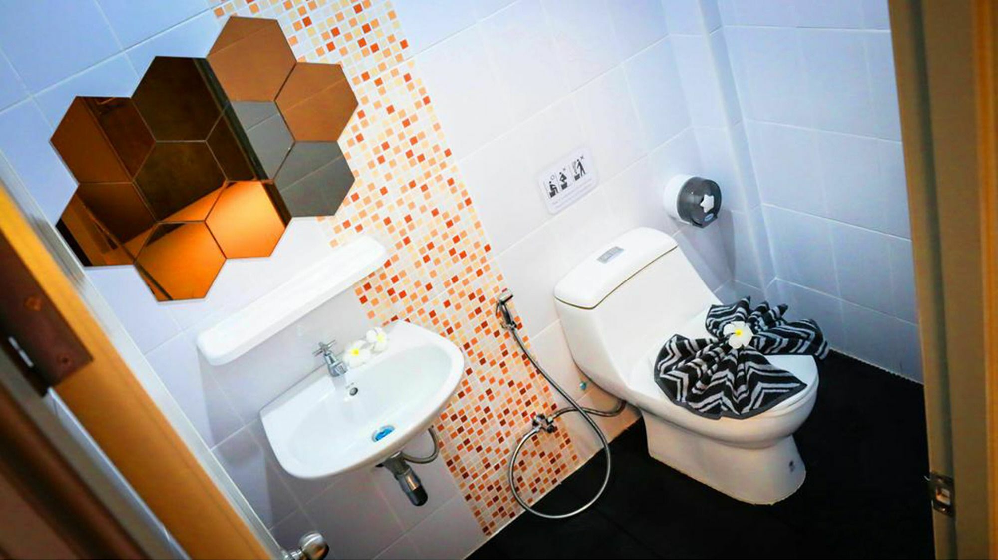 Hotel Dent Station Resident Phuket Zewnętrze zdjęcie
